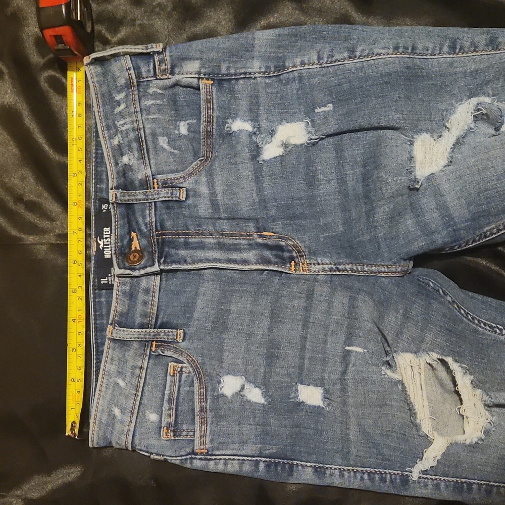 Hollister Jeans - Picture 10 of 15